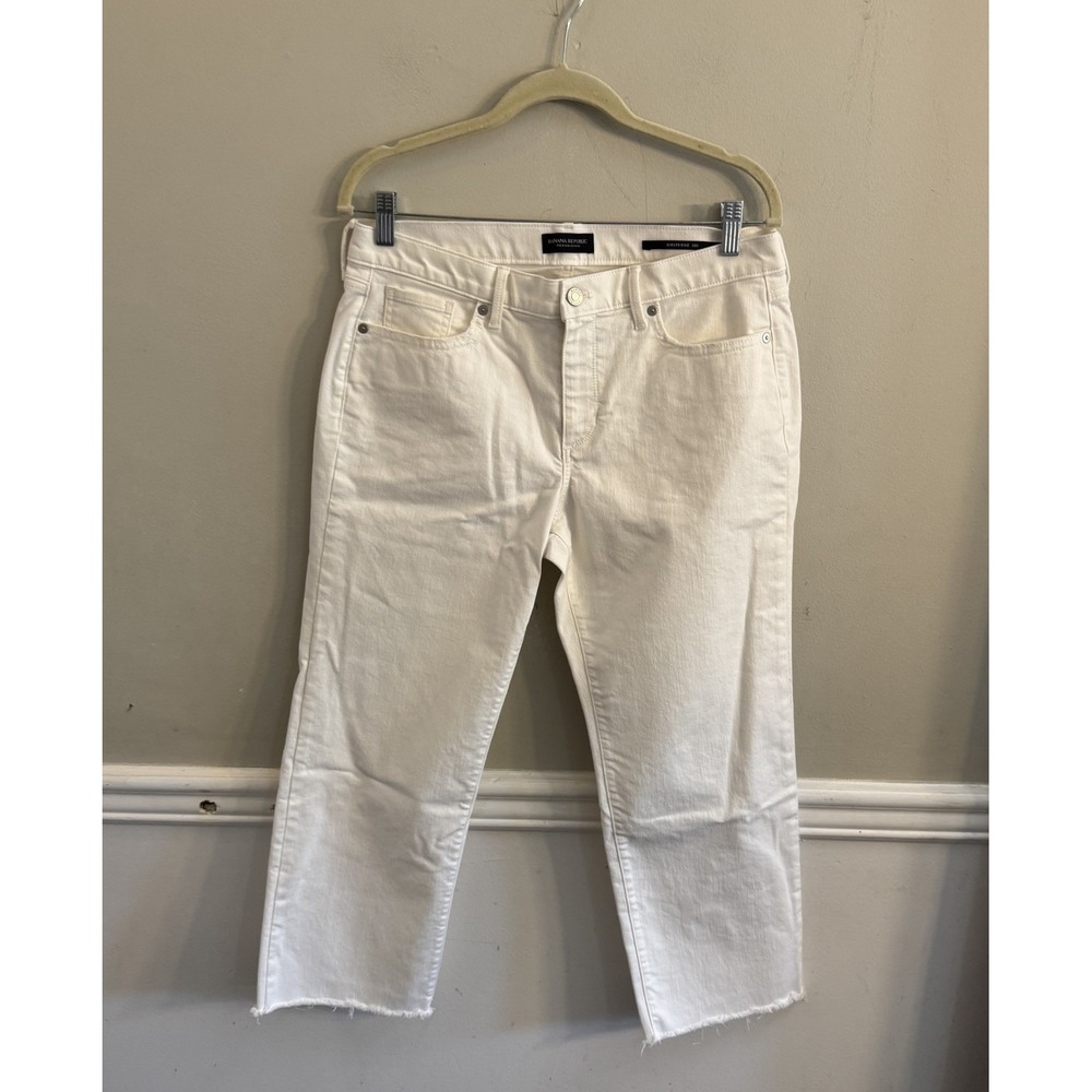 Banana Republic Premium Denim Girlfriend Straight Crop Mid Rise White Jeans 30P